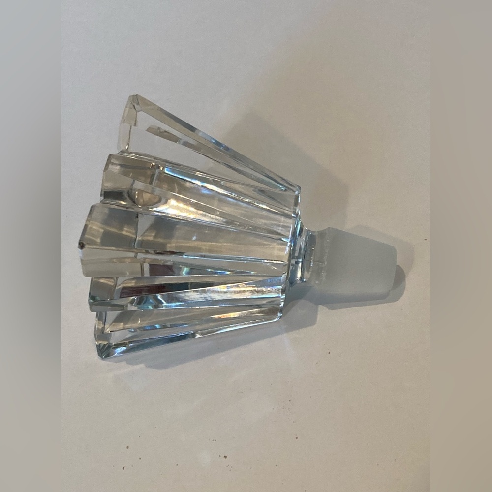 Stunning Crystal Glass Faceted Cut Perfume Bottle Art Deco Table Decor 6” - Picture 5 of 8
